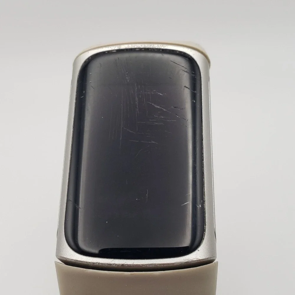 Fitbit Charge 5 Activity Tracker White Band Silver Case FB423 GPS Fitness Watch